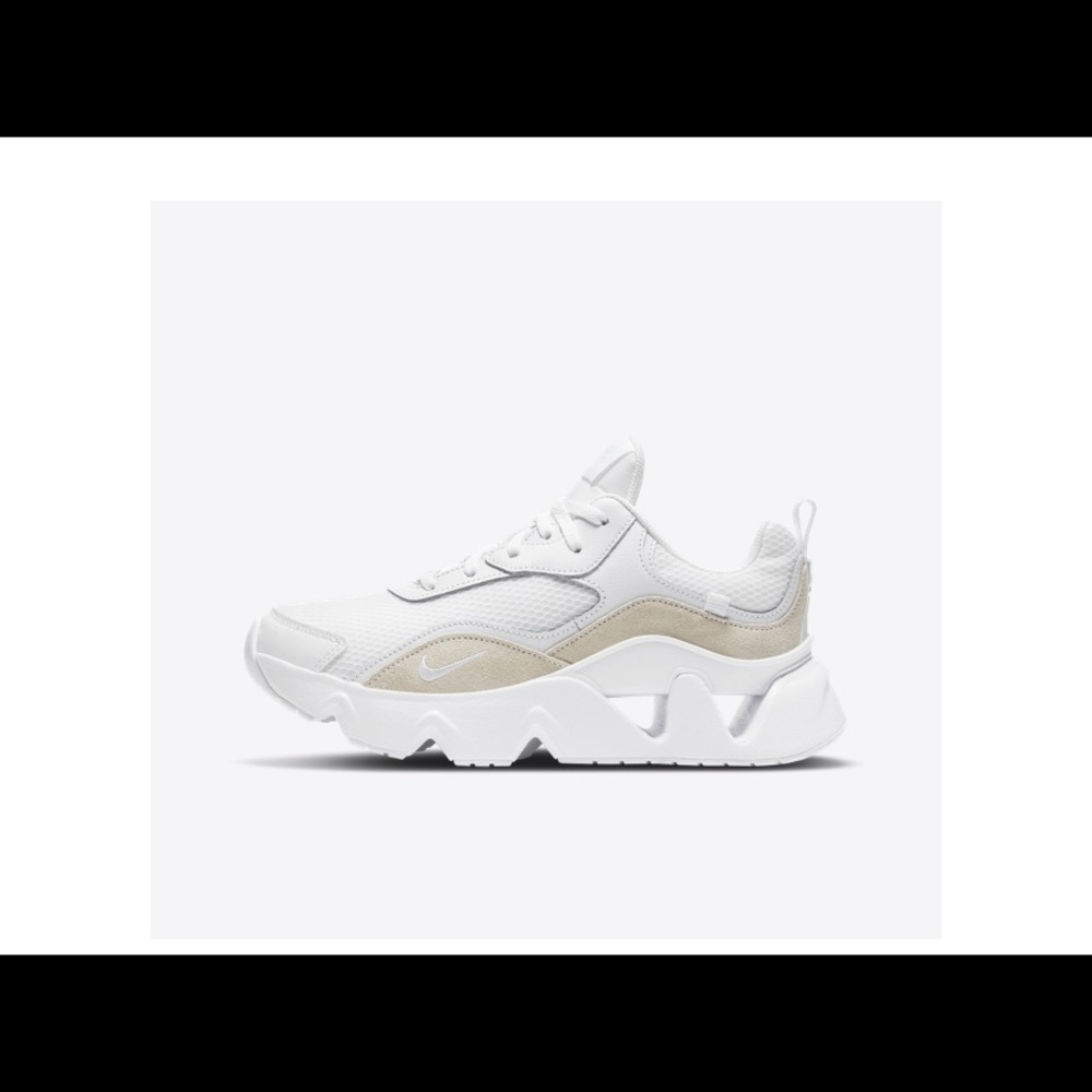 Brand New women’s Nikes